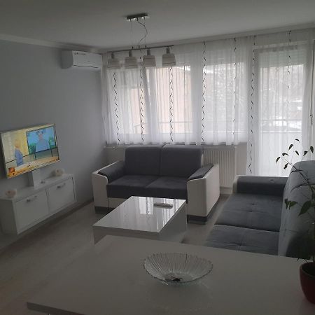 Apartment Ste-Mi Баня Лука Екстериор снимка